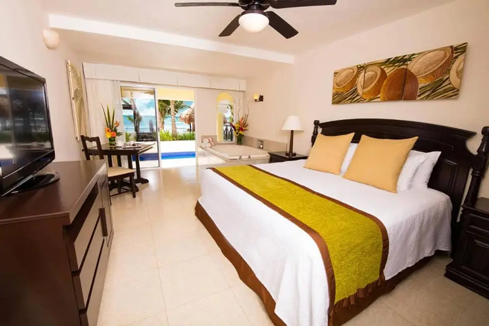 Hidden Beach Resort Au Naturel