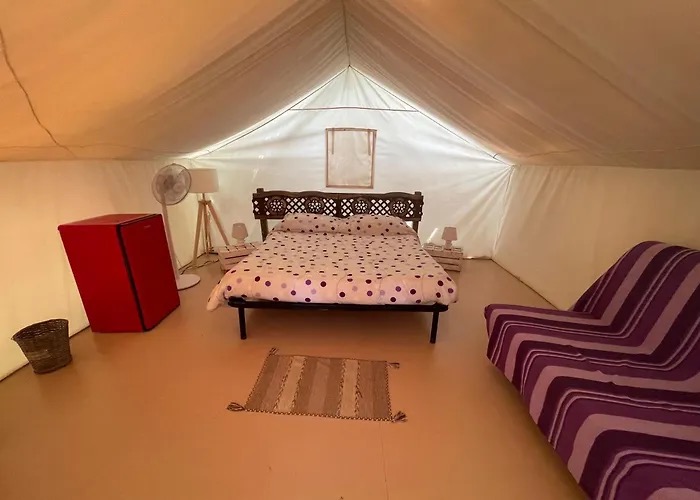 BNatural Naturism & Glamping