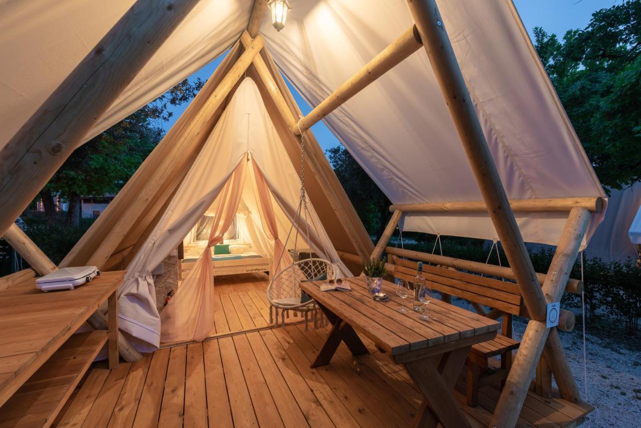 Eco Glamping FKK Nudist Camping Solaris