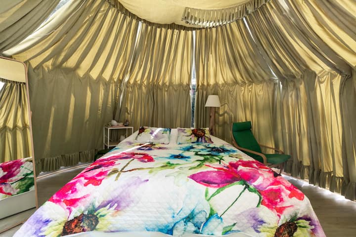 Panoramic Yurt Naturviana